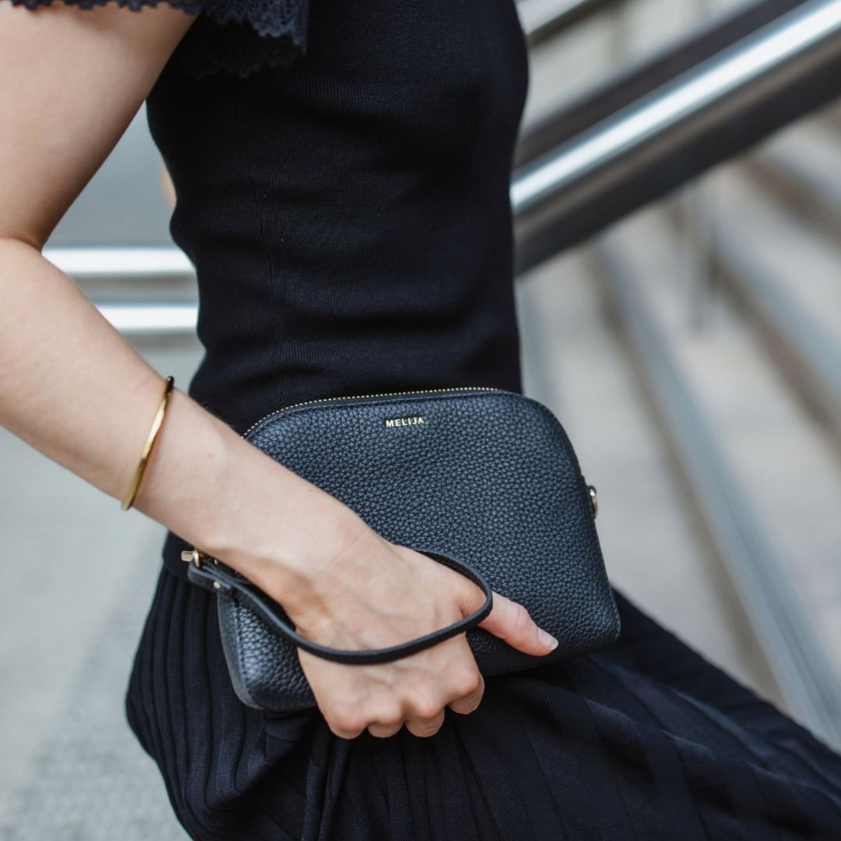 OLYNA CROSSBODY
