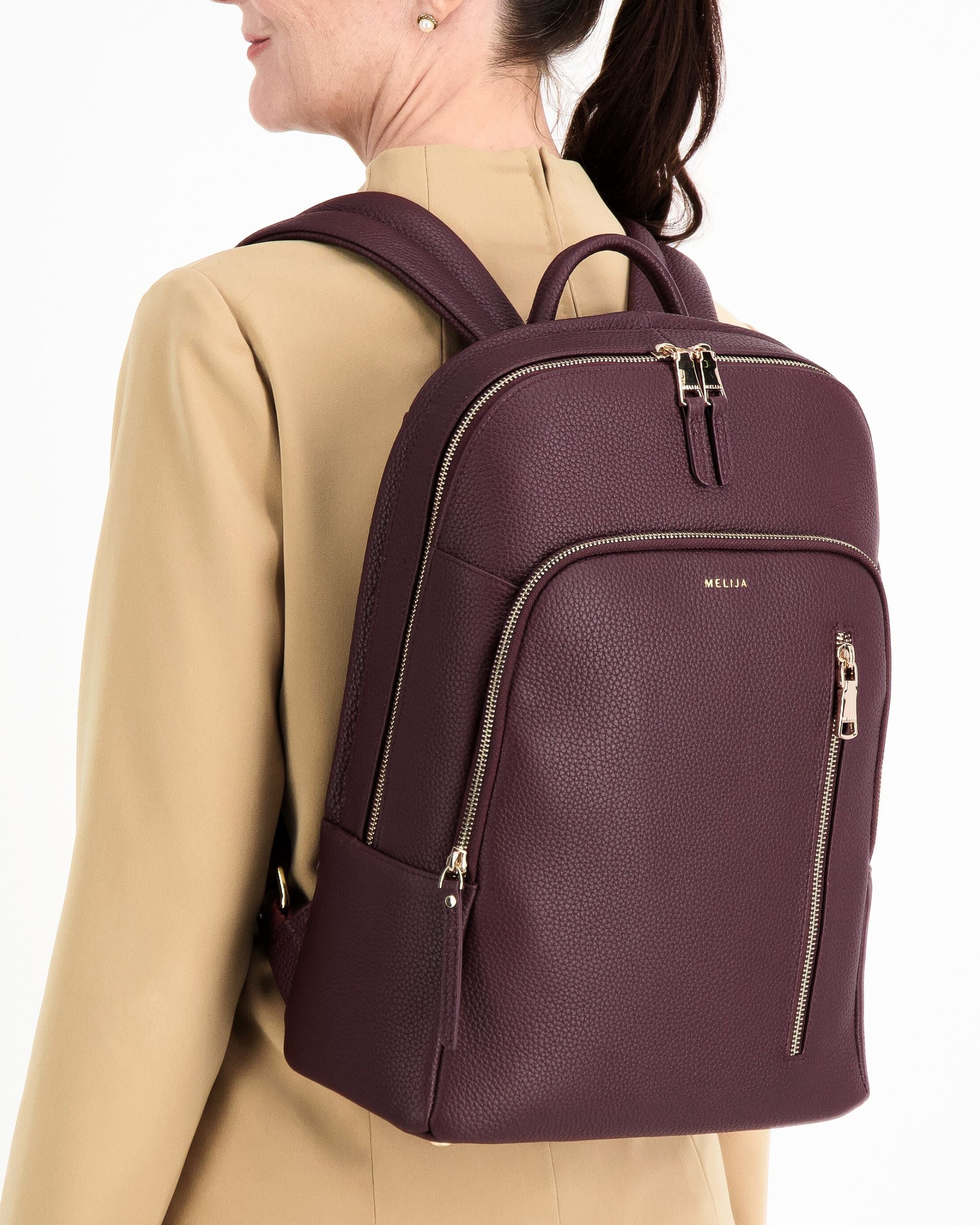 #color_plum