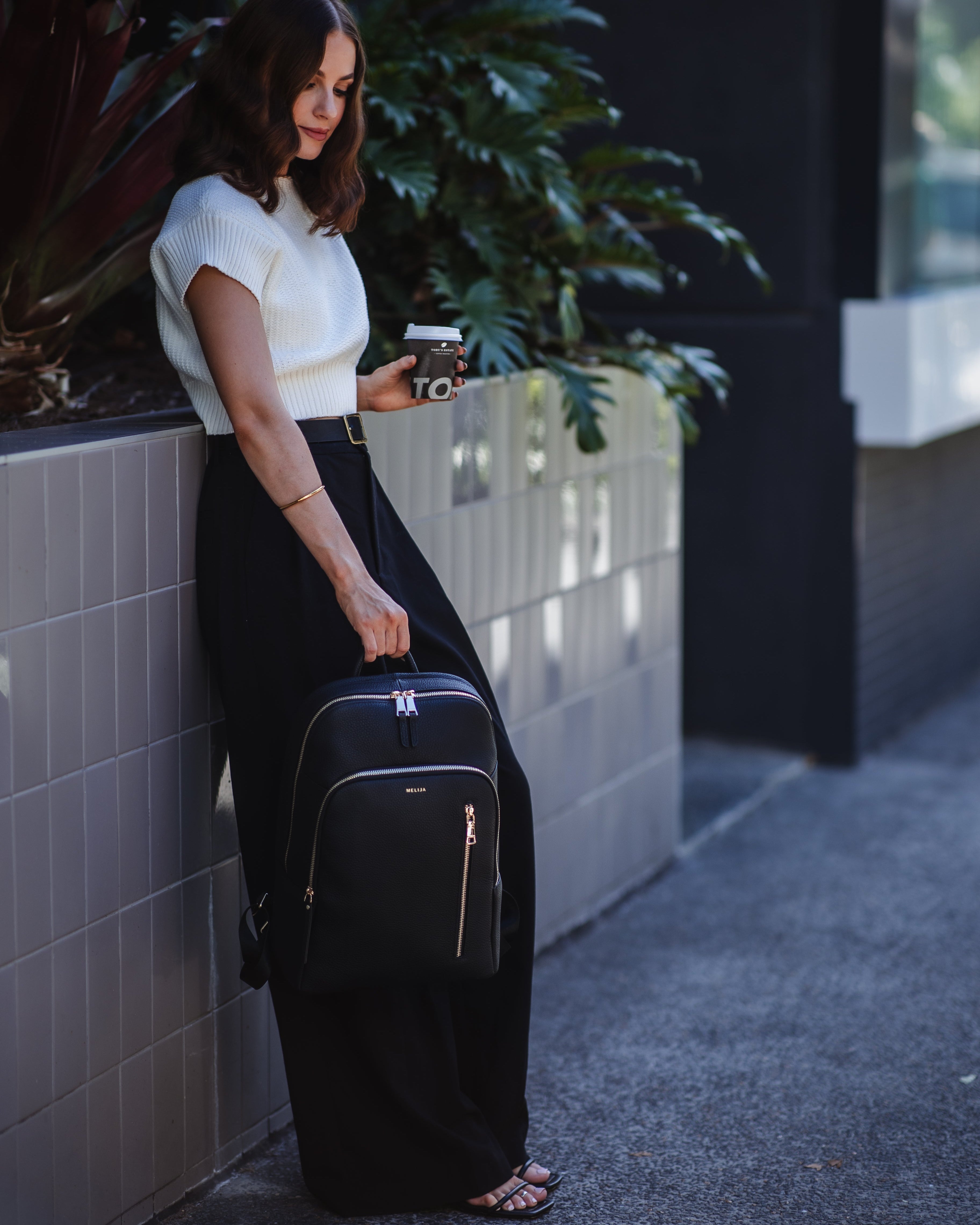 #color_Black | Light Gold