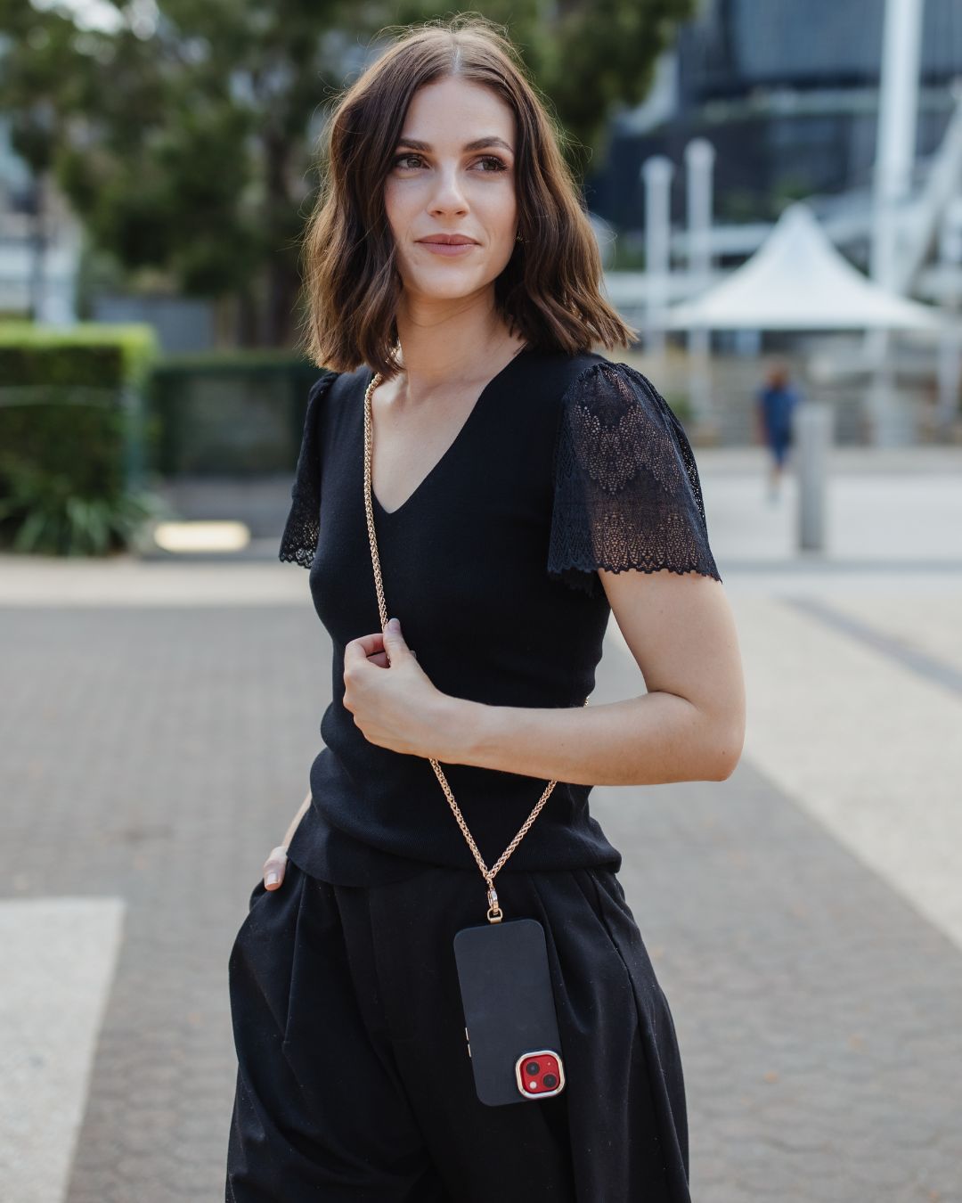 MIRA 16" AND OLYNA ESSENTIALS